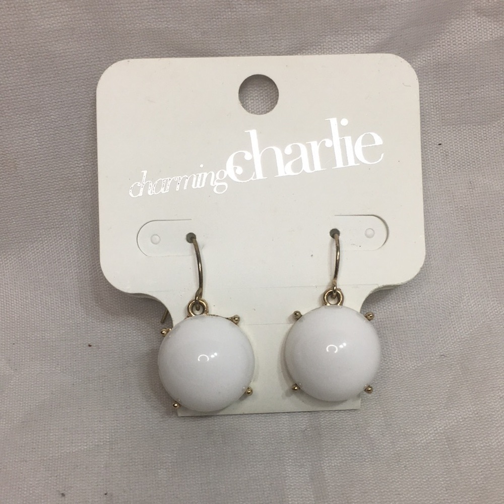 Charming‎ CHARLIE WHITE EARRINGS